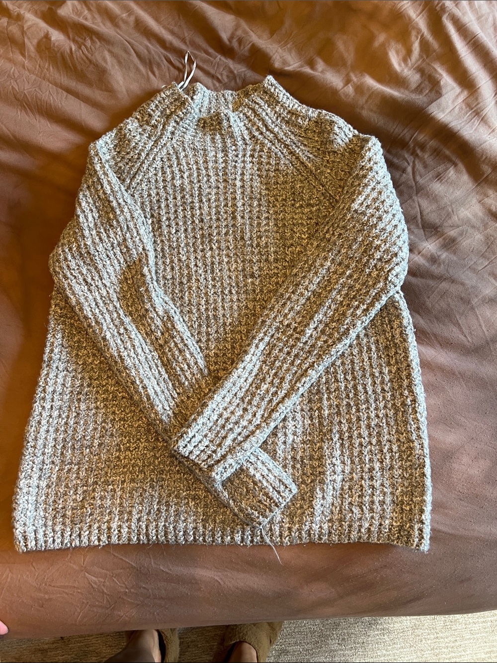 Denver Hayes Chunky Knit Turtleneck Sweater - Light Gray